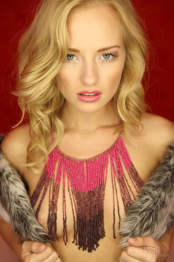 Злата, 22 года, 3 размер груди